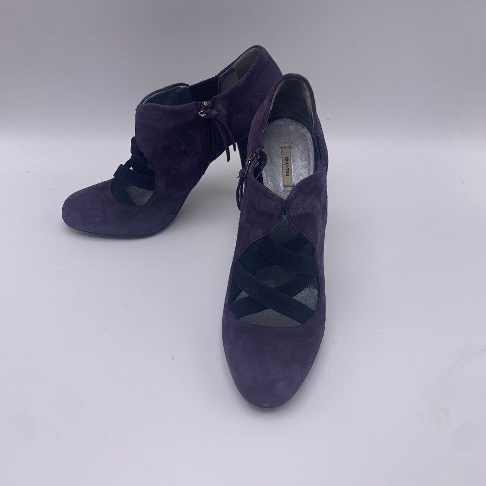 Miu Miu Suede Ankle Booties Stretchy Inserts Zipper